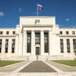 Bitcoin entre la espada y la pared tras la decisión sobre los intereses