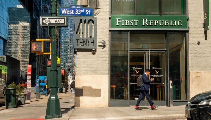 Cierre del Republic First Bank provoca malestar entre los inversores