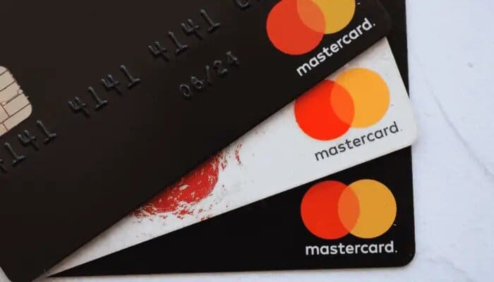 Mastercard y el crypto exchange Bybit permiten pagos con BTC y ETH