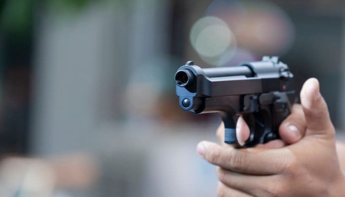 Notable: Un hombre dispara 5 balas contra un cajero automático de BTC