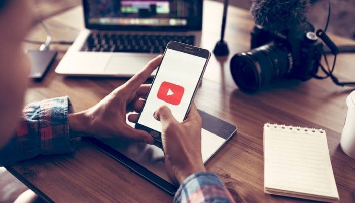 El nuevo CEO de YouTube se muestra entusiasmado con las cryptos