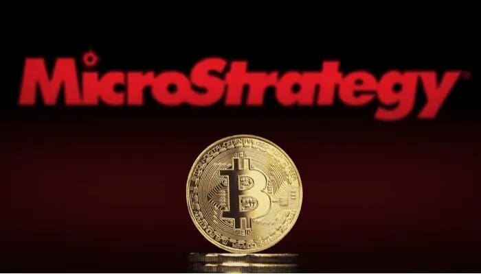 Microstrategy sigue invirtiendo en Bitcoin pese a las grandes pérdidas