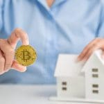 Bitcoin frente a bienes raíces: comparación de riesgos y oportunidades