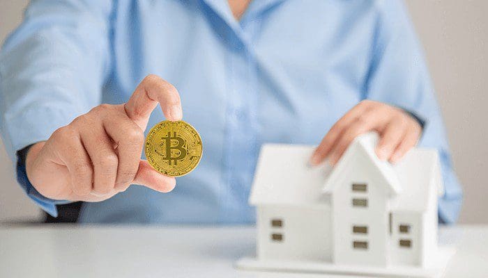 Bitcoin frente a bienes raíces: comparación de riesgos y oportunidades