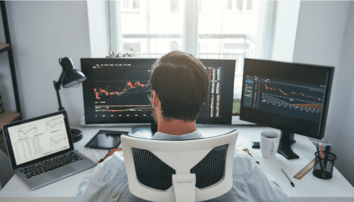 Crypto analista: La altseason comienza el 21 de abril tras la mítica señal de la cruz dorada