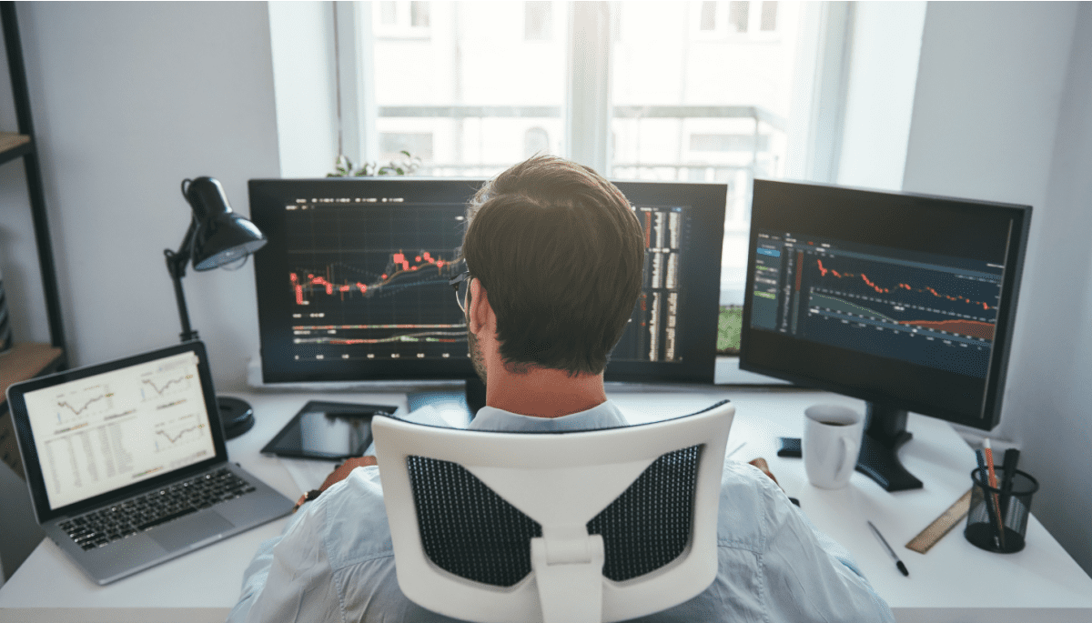 Crypto analista: La altseason comienza el 21 de abril tras la mítica señal de la cruz dorada