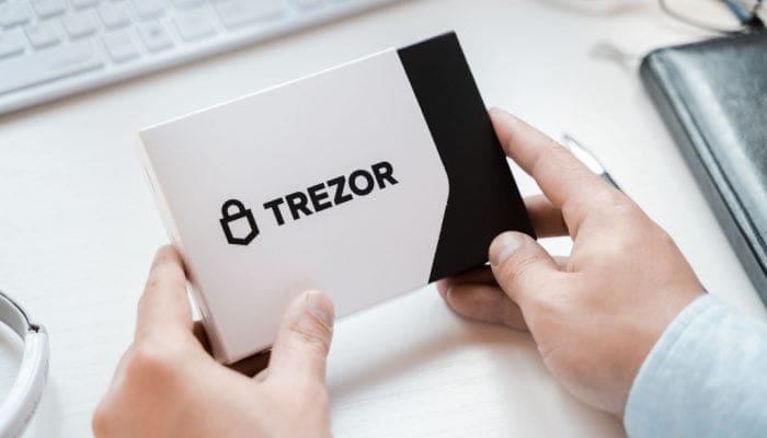 Nueva función de Trezor permite transacciones anónimas en BTC