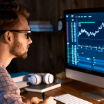 Inversor de 25 años gana 4.000M€ con trading de IA: La mayor fortuna del año