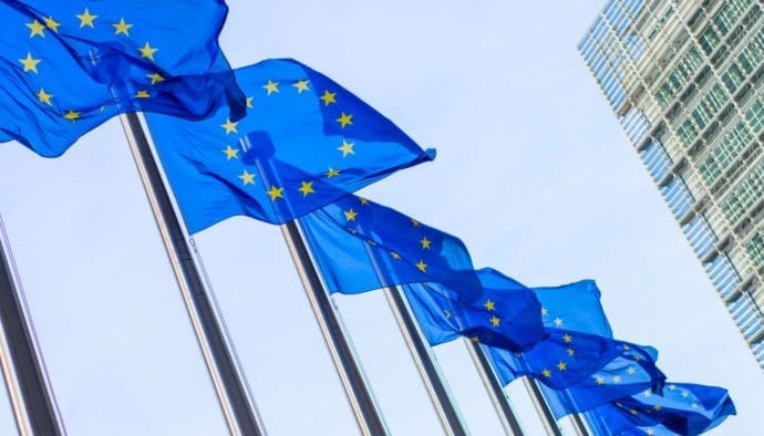 Tether critica nuevas reglas europeas: “peligrosas para crypto y banca”