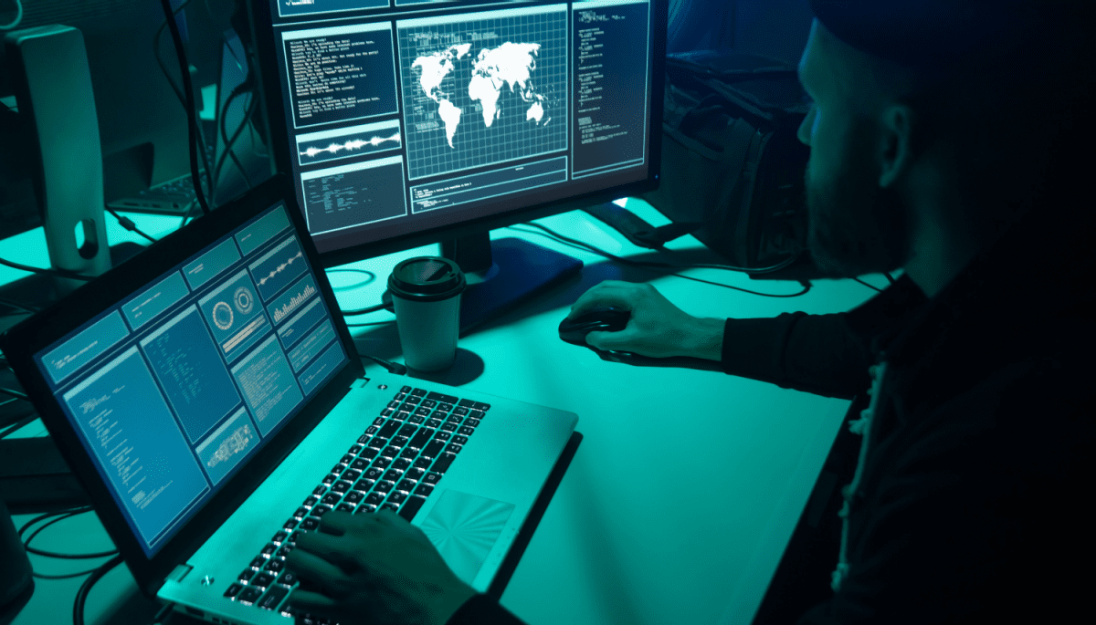 Crypto exchange stopgezet na inbreuk, medewerker mogelijk betrokken Exchange interrumpido tras una brecha, empleado puede estar implicado