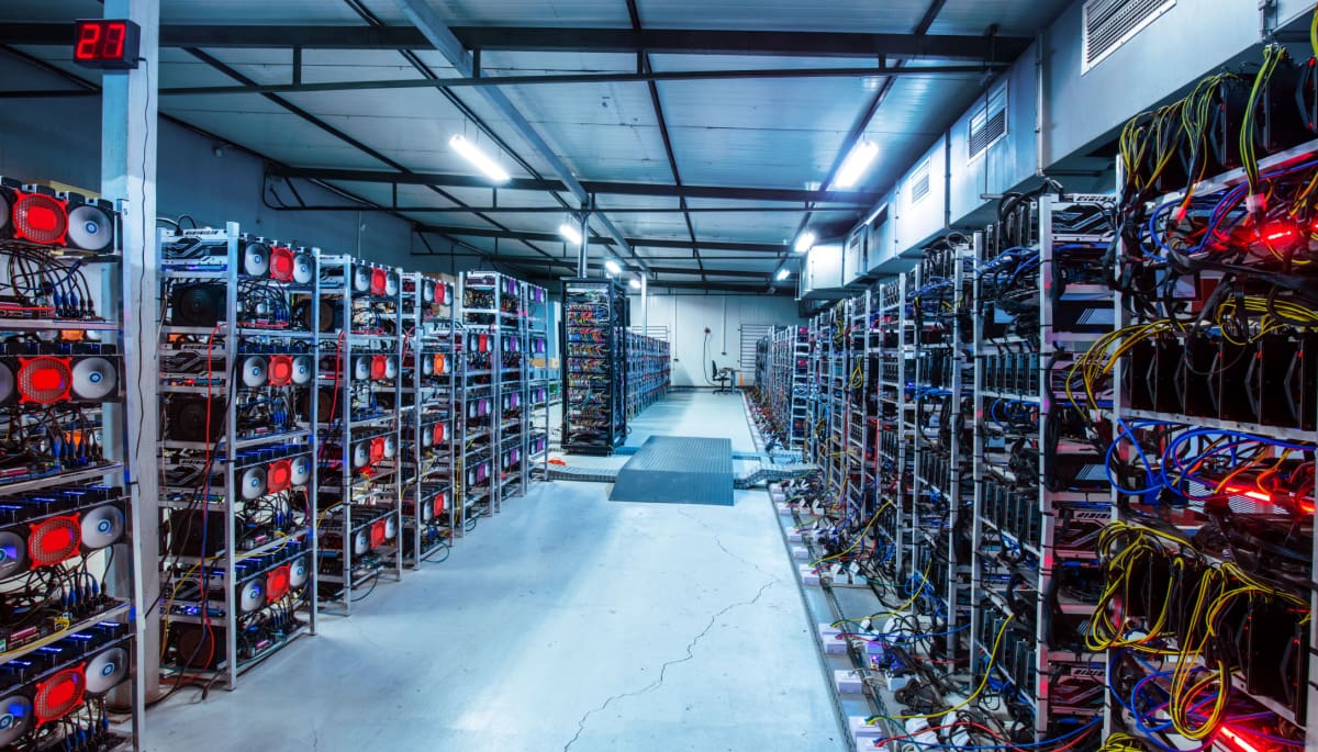 El mayor minero de Bitcoin del mundo invierte 250 millones en BTC