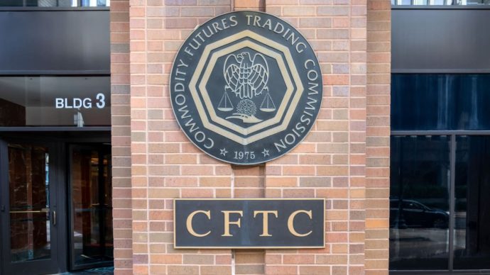 Regulador CFTC reclama control de todo el mercado cripto