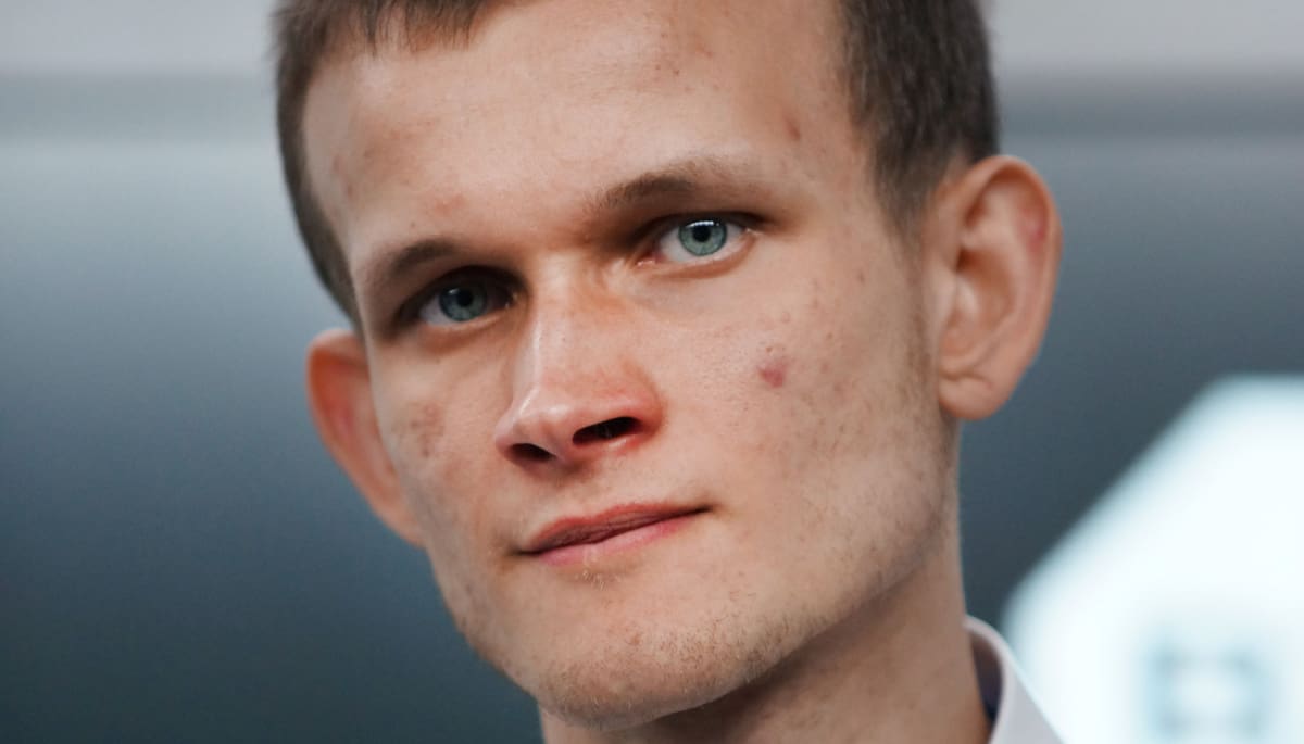 Vitalik Buterin, de Ethereum, advierte de la fusión de la IA y las criptomonedas