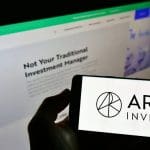 ETF de Bitcoin ARK Invest toca los $1.000 millones tras un día récord