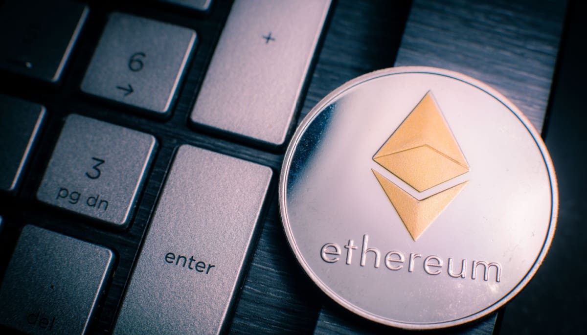 Grayscale mantiene la confianza en la llegada del ETF de Ethereum, pese a las dudas de los expertos