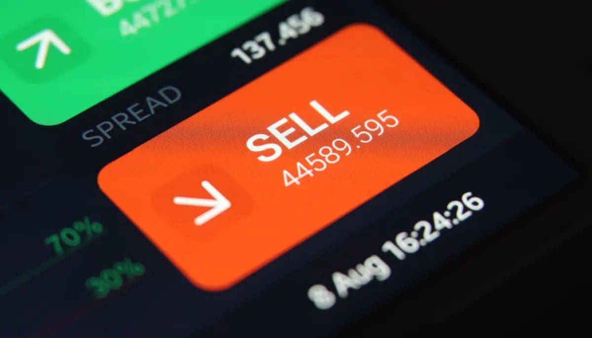 Shutterstock_2022660233 Importante gestor de activos liquida más acciones crypto de Coinbase