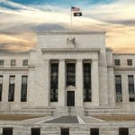 Bitcoin cae antes de una semana económica clave
