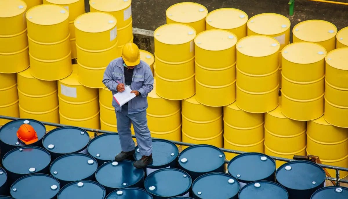 olieprijzen-dalen-bitcoin-koers Peligro para BTC: caída en los precios del petróleo anticipa desgracia