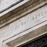 Positivo para el bitcoin: el mercado apuesta por un agresivo recorte de los tipos de interés en EE.UU.