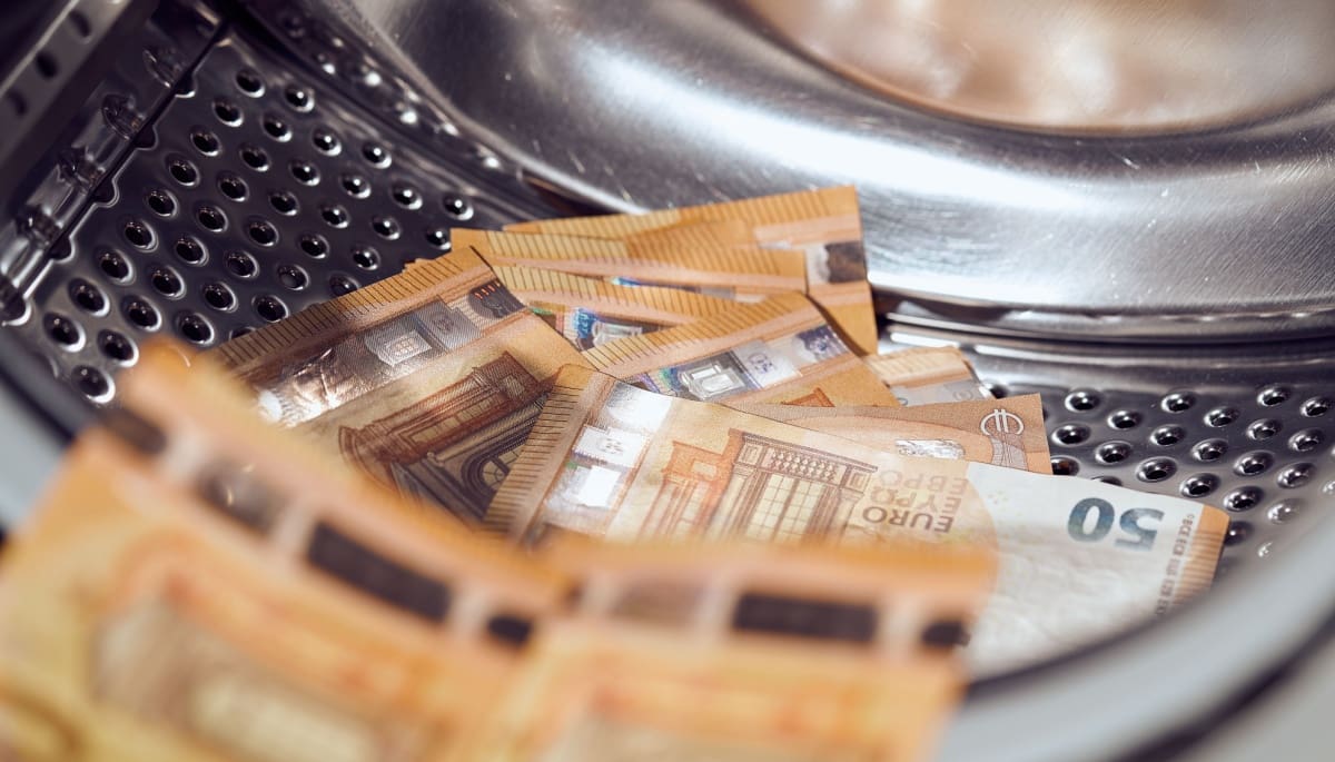 Los terroristas utilizan más el dinero efectivo que las criptomonedas