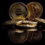 Bitcoin cae, pero los inversores invierten en masa en estas altcoins