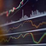 Bitcoin se mantiene firme sobre $62.500, las altcoins luchan