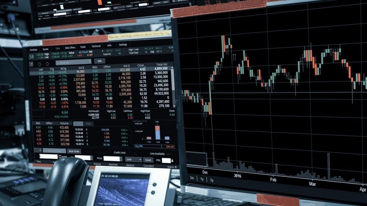 El precio del bitcoin cuelga de un hilo, el mercado tiene grandes temores