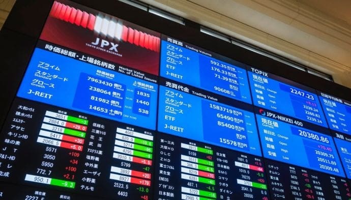 La subida récord de tipos en Japón amenaza a Bitcoin