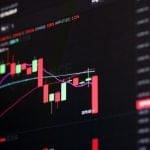 Bitcoin cae un 12% desde su máximo histórico y los expertos advierten sobre una gran caída
