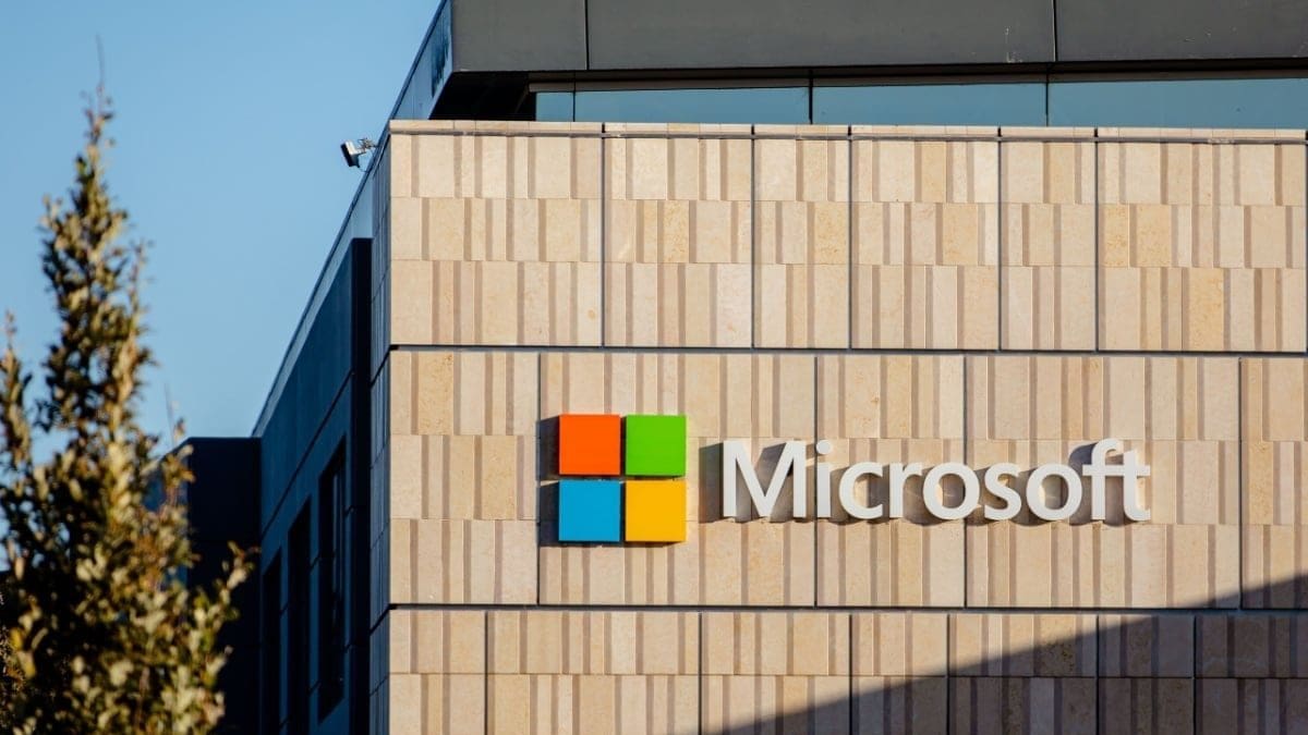 Microsoft invierte €15.000 millones en IA: Empresas de BTC se benefician