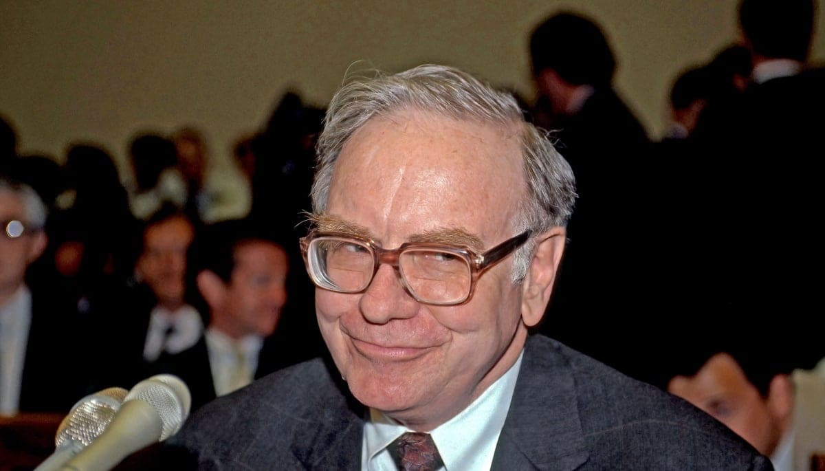 El legendario inversor Warren Buffett deja su cargo este año