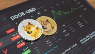 ¿Podrá Dogecoin romper algún día la barrera mágica del dólar?