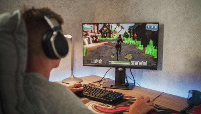 12 jóvenes gamers roban €220 millones en Bitcoin con un solo hackeo