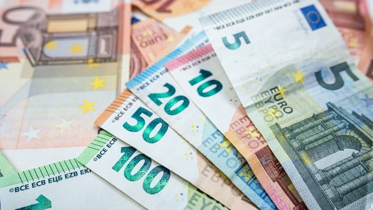 ¿Quieres hacerte millonario? Debes reservar diariamente esta cantidad