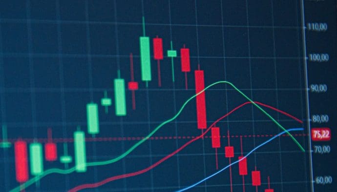 El precio del bitcoin cae, pero solana y otras monedas siguen subiendo