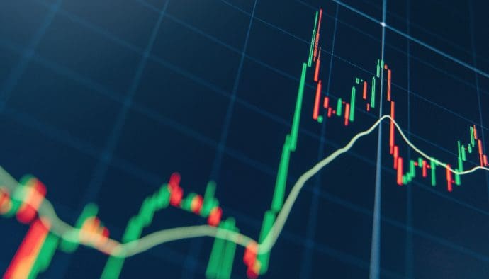 Crypto mercado explota tras la pausa de tarifas de Trump; XRP sube 10%