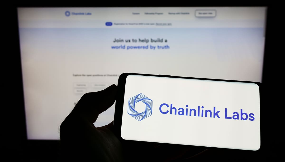 La empresa detrás de la crypto Chainlink cierra acuerdo con Abu Dhabi