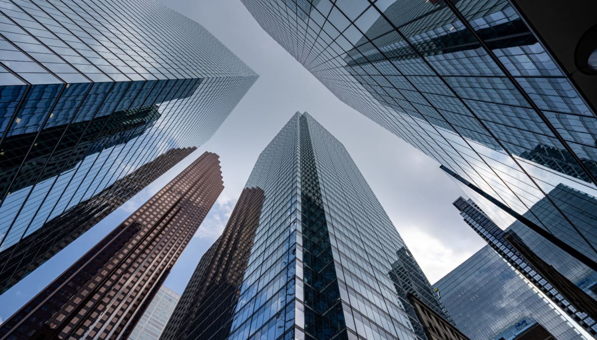 Los bancos se resisten: Las cryptos estables amenazan sus ingresos