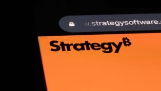 El mayor tenedor de Bitcoin cierra el año con un golpe: +100 millones