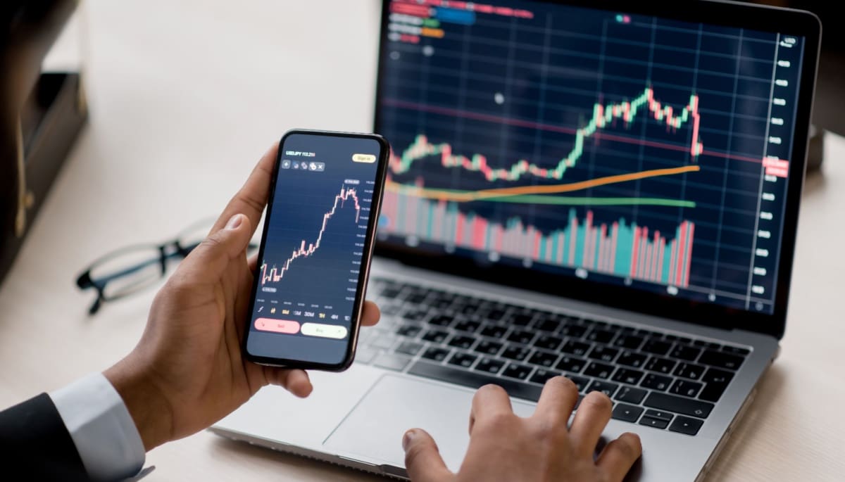 Bitcoin se mantiene firme a pesar del apagón en España, el mercado en vilo