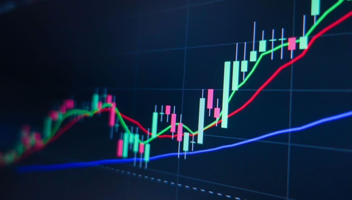 Bitcoin sigue subiendo - XRP y Solana se quedan atrás