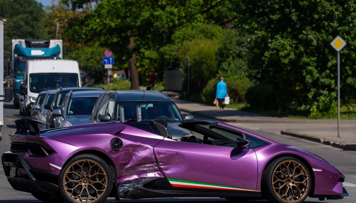 Pelea por un Lambo, golpes y ahora esto: La caída del crypto influencer