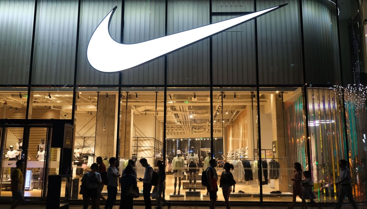 Nike enfrenta demanda millonaria tras el escándalo de sus NFT