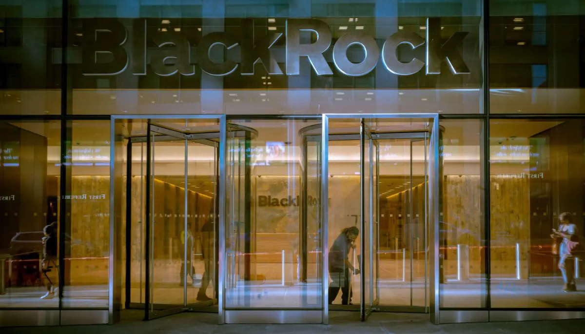 Fondo de Bitcoin de BlackRock registra casi $1.000 millones de entrada en un solo día