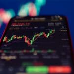 3 altcoins compradas masivamente por grandes inversores en criptomonedas