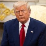 Trump bajo fuego: Sus planes con stablecoins podrían derrumbarse