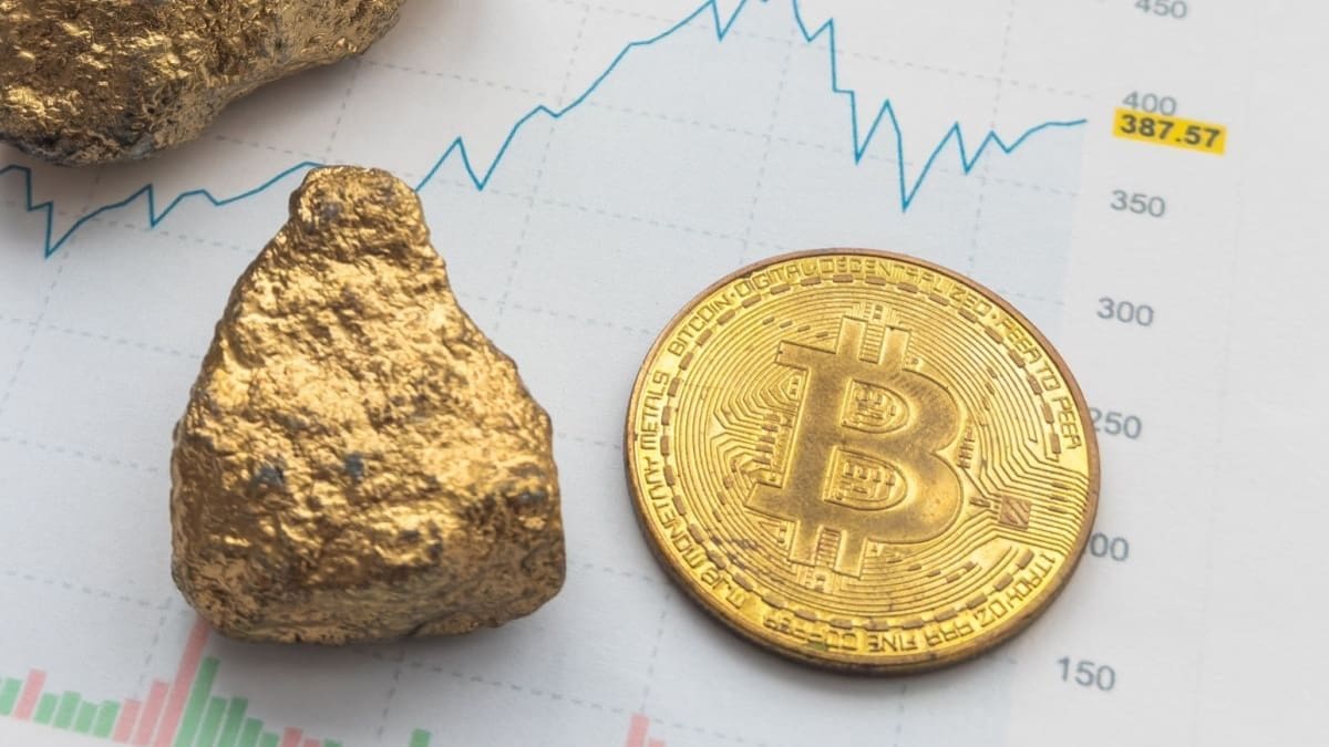El precio del oro alcanza un nuevo récord: ¿por qué Bitcoin sigue rezagado?