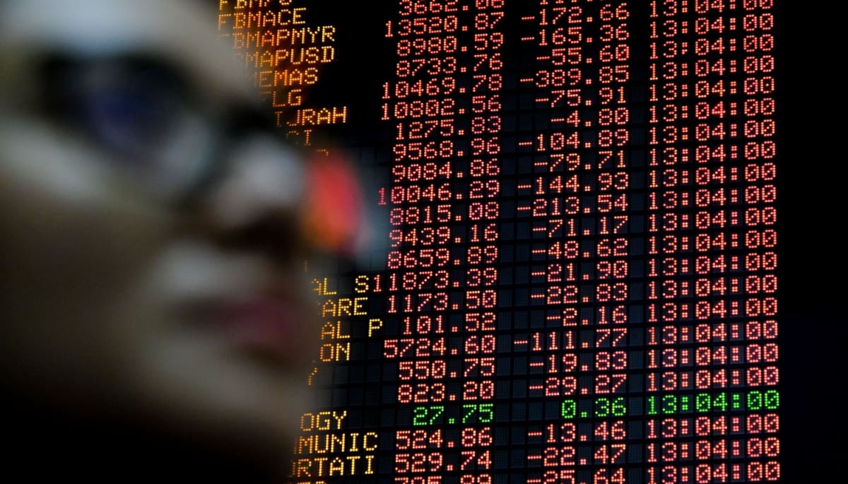 Bitcoin cae por debajo de los $117.000, las altcoins descansan Bitcoin cae por debajo de los $117.000, las altcoins descansan