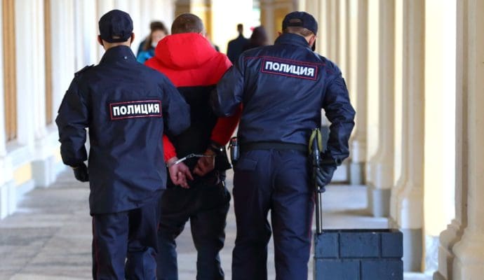 Extraña minería de bitcoin desmantelada en un edificio inexistente