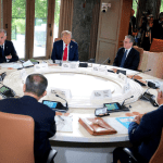 Europa cede ante Trump en el acuerdo comercial: ¿qué significa para las criptomonedas?